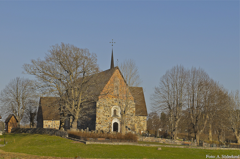 Frötuna kyrka